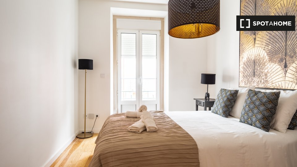 Apartment Lisbon, 2 beds — photo 13
