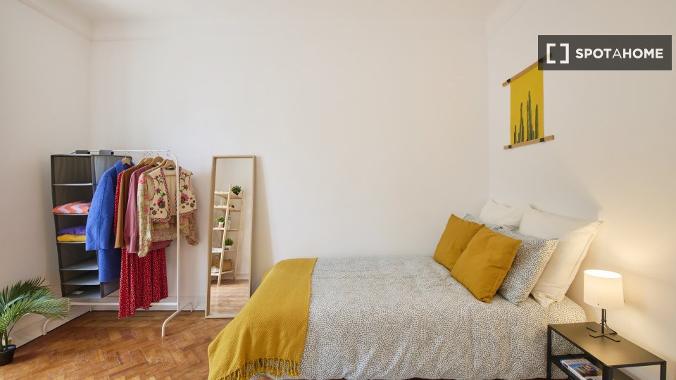 Double room Lisbon, 8 beds — photo 19