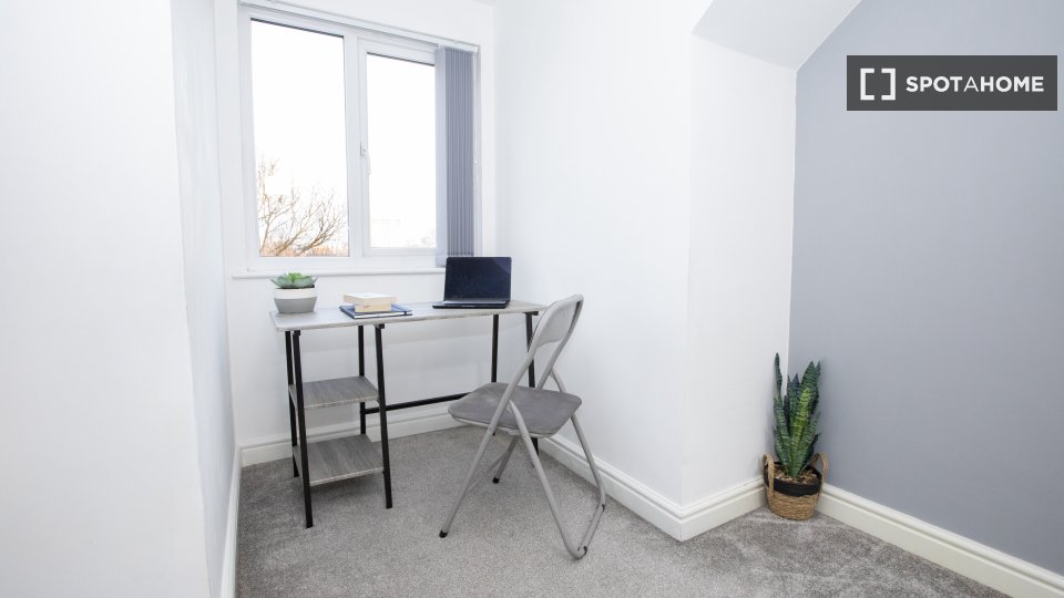 Apartment Manchester, 3 beds, 118m² — photo 1