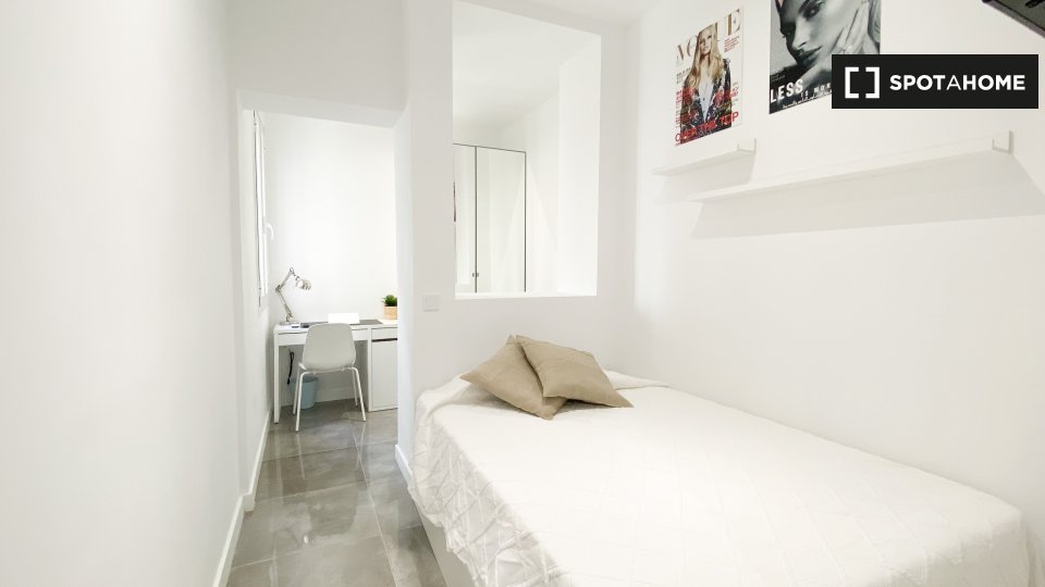 Apartment Madrid, 1 bed — photo 1