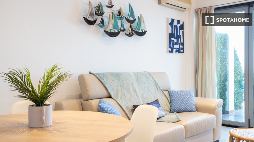 Apartment Lisbon, 1 bed, 70m² — photo 14