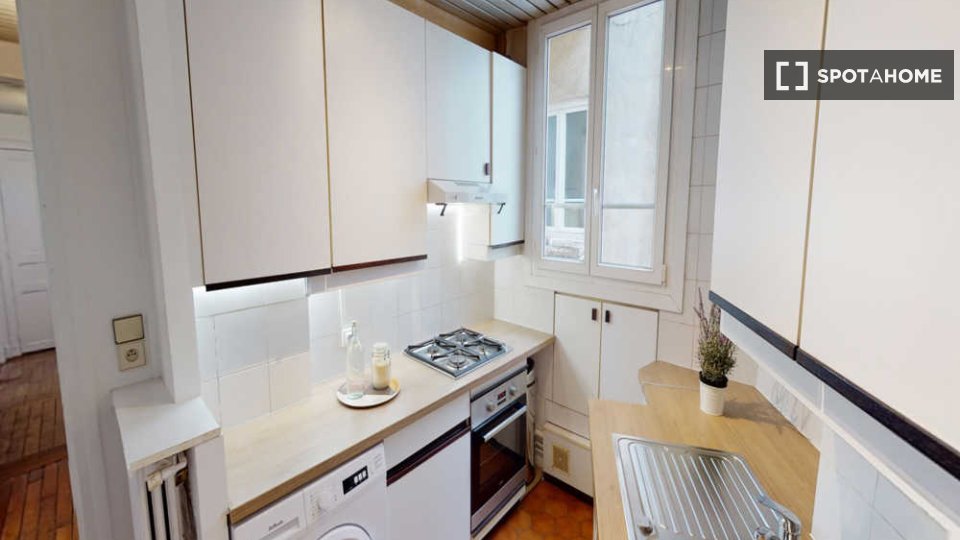 Double room Paris, 5 beds, 90m² — photo 10