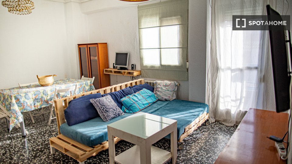 Double room Valencia, 4 beds, 140m² — photo 5