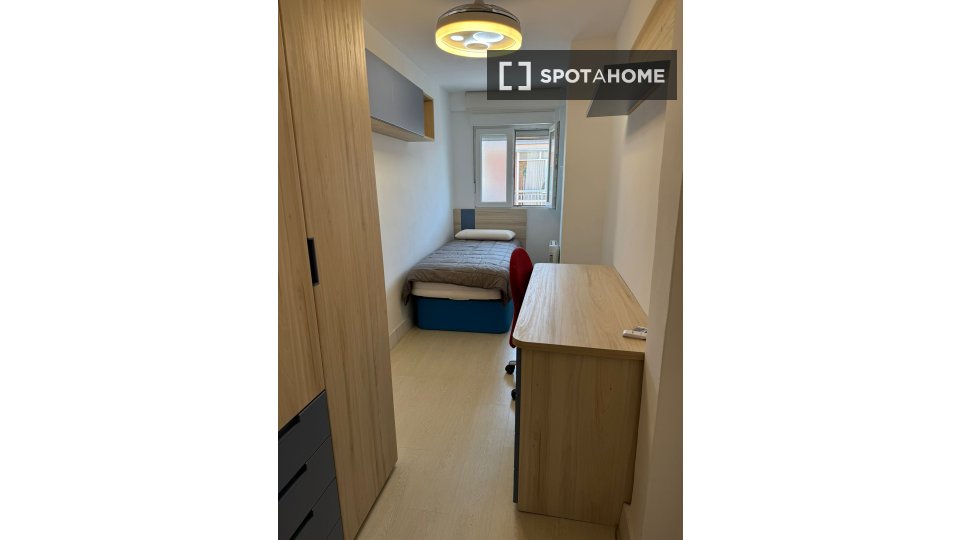 Apartment Madrid, 2 beds — photo 9
