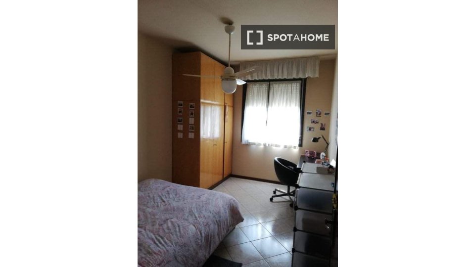 Double room Milan, 3 beds — photo 6