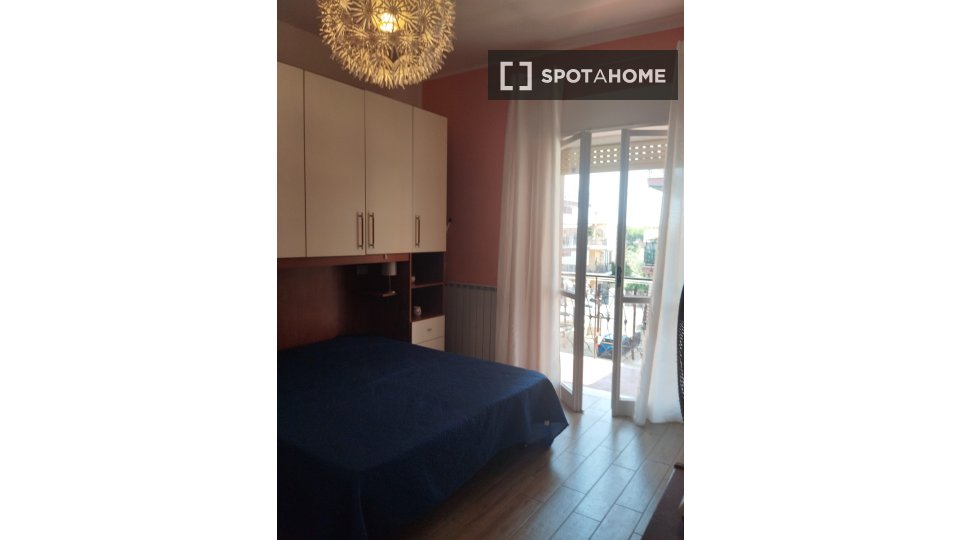 Double room Rome, 2 beds — photo 18