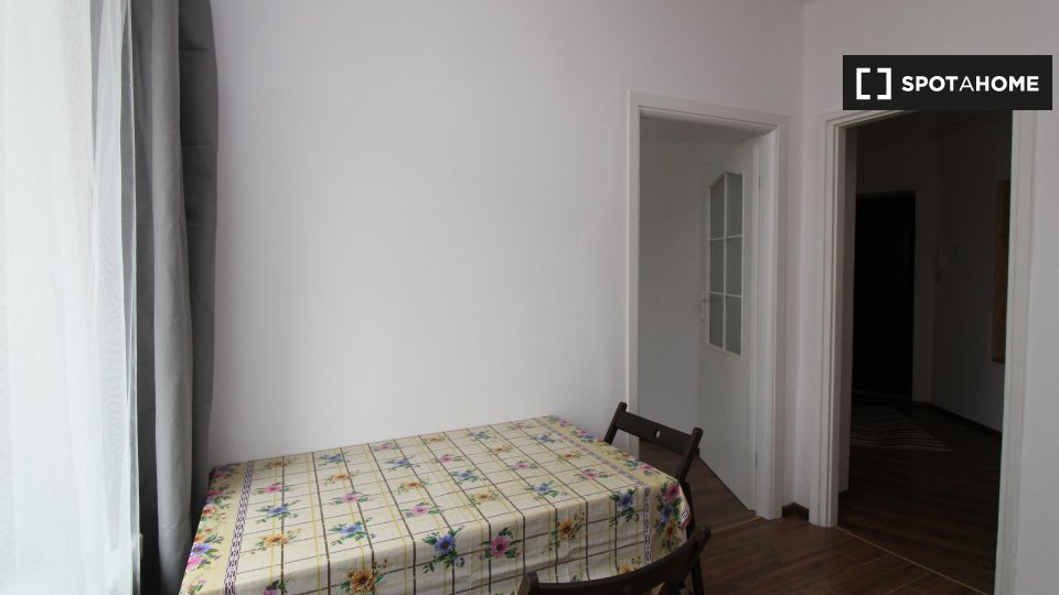 Double room Krakow, 2 beds — photo 17