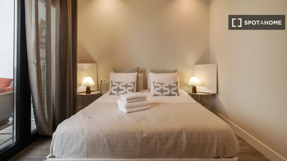Apartment Valencia, 3 beds — photo 13