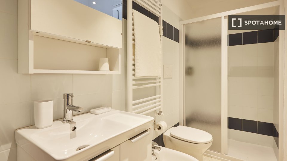 Apartment Milan, 1 bed, 43m² — photo 7