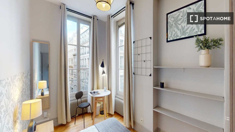 Habitación doble Lyon, 7 habitaciones, 150m² — foto 17