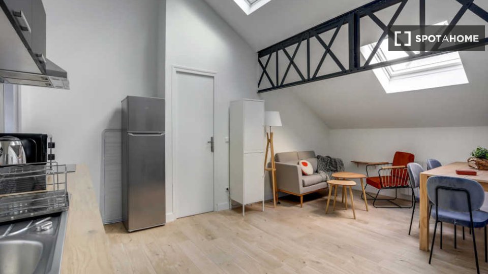 Double room Lille, 3 beds, 50m² — photo 10