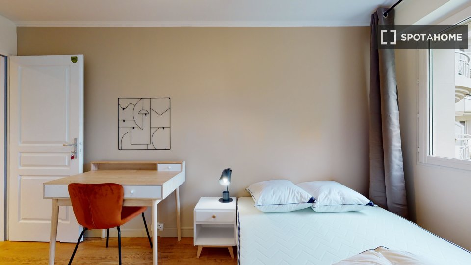 Double room Lille, 15 beds — photo 18