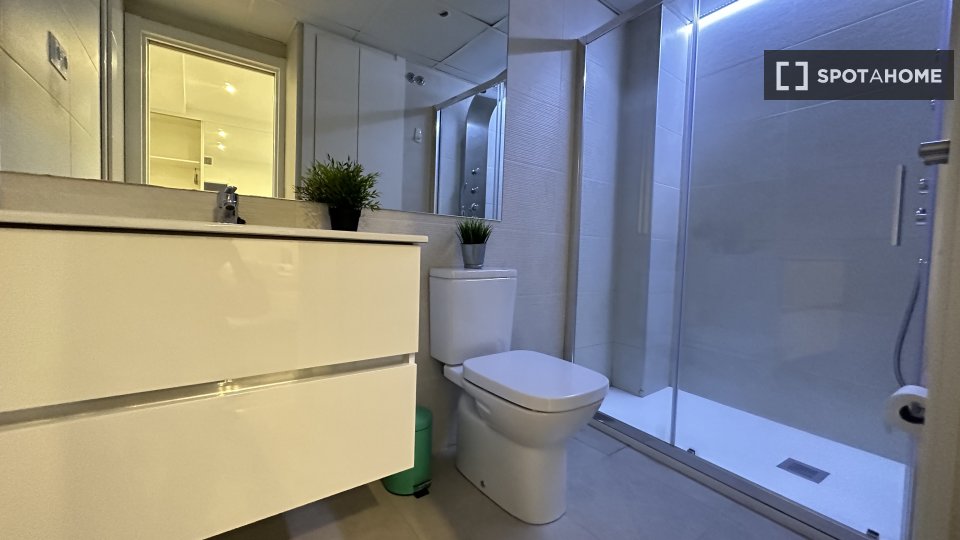 Apartment Madrid, 1 bed, 85m² — photo 10