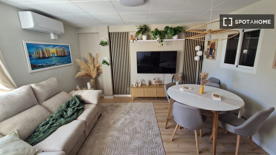 Double room Barcelona, 1 bed, 70m² — photo 5