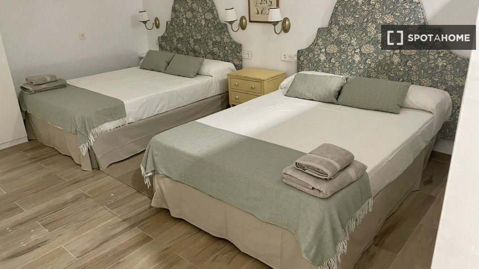 Apartment Seville, 1 bed, 67m² — photo 29