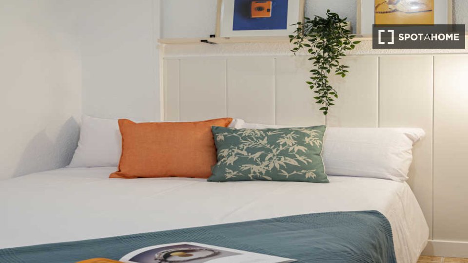 Double room Madrid, 25 beds — photo 33