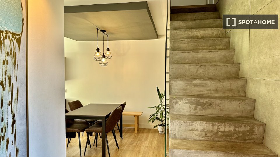 Apartment Lisbon, 3 beds, 110m² — photo 8