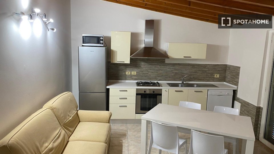 Apartment Milan, 1 bed — photo 1