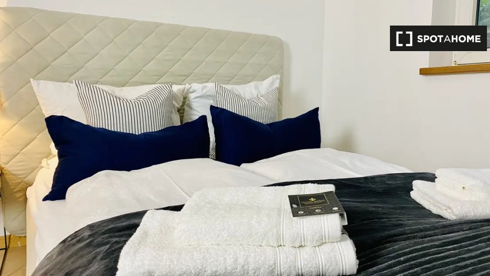 Apartment Hamburg, 2 beds, 94m² — photo 6