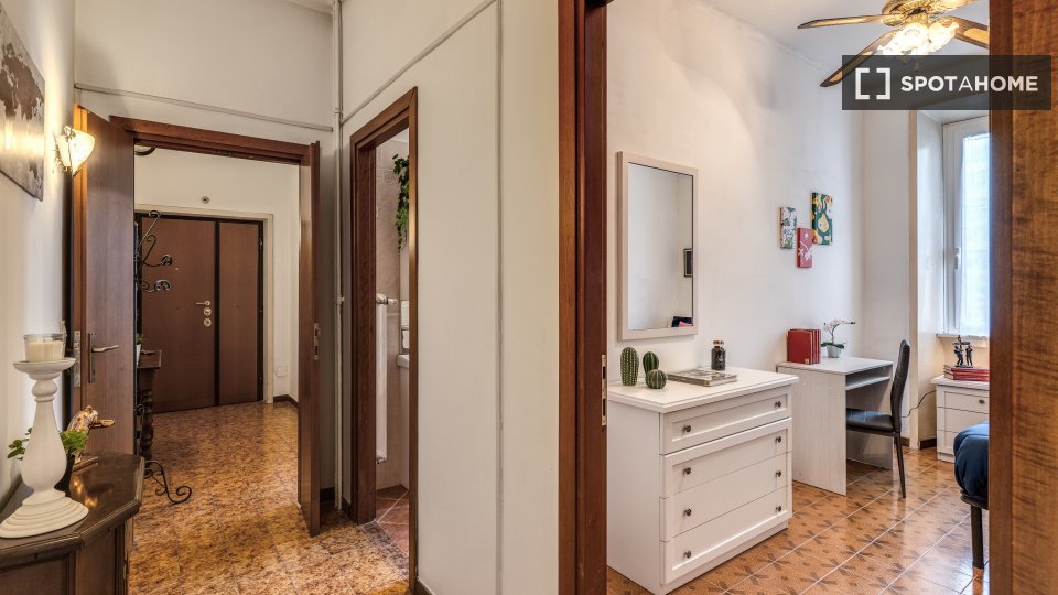 Apartment Rome, 2 beds, 75m² — photo 9