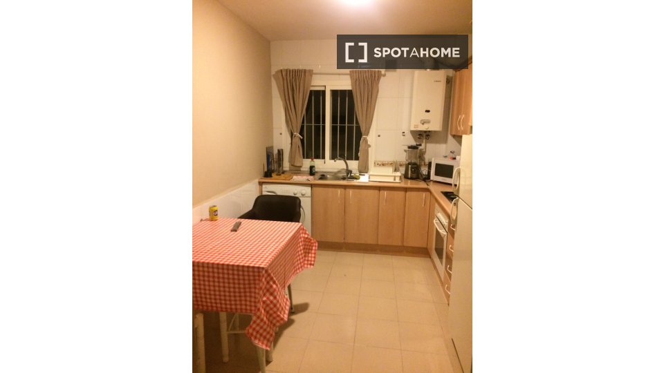 Double room Malaga, 2 beds, 76m² — photo 5