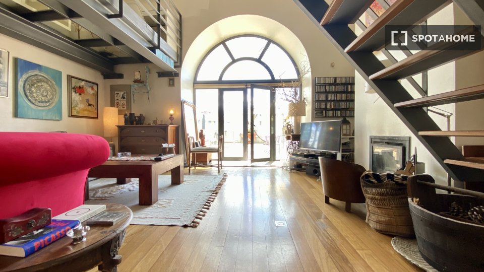 Apartment Lisbon, 2 beds, 190m² — photo 13