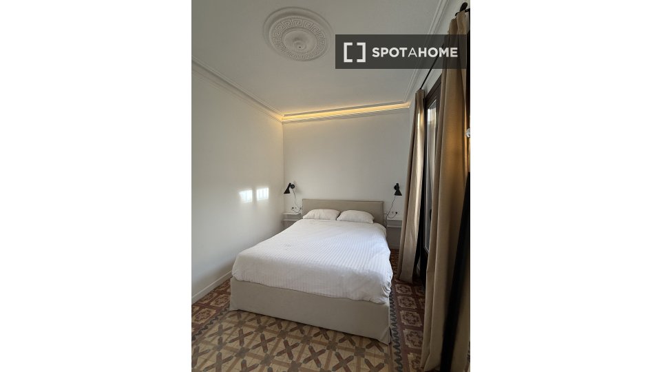 Apartment Barcelona, 2 beds, 70m² — photo 15