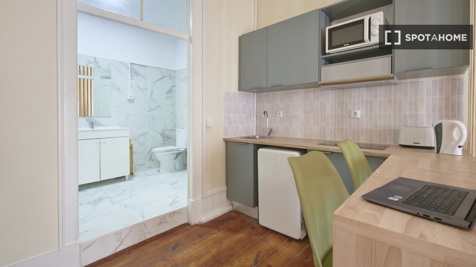 Apartment mono Lisbon — photo 8