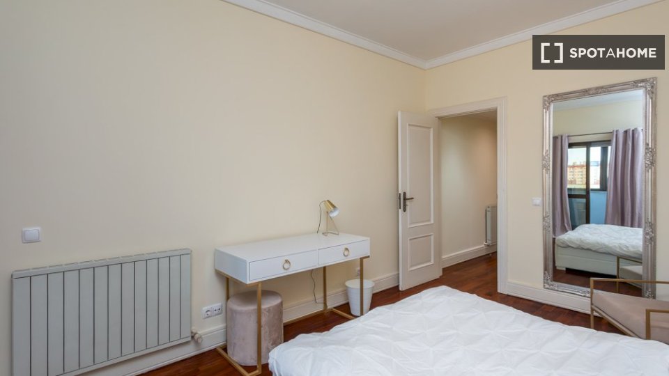 Double room Lisbon, 8 beds — photo 2