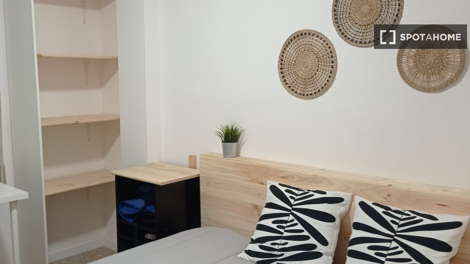 Double room Almeria, 5 beds, 120m² — photo 6