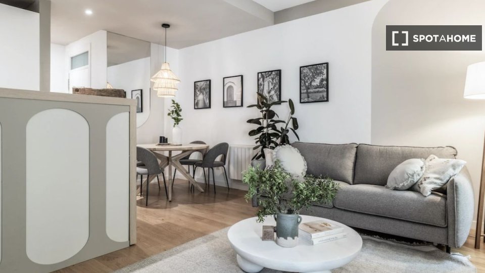 Apartment Madrid, 1 bed — photo 2