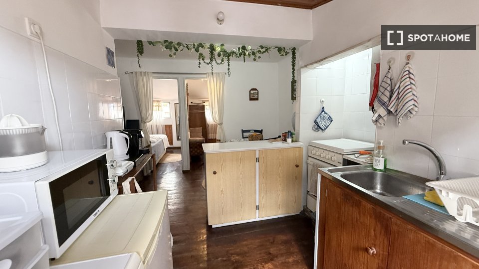 Apartment mono Lisbon, 35m² — photo 14