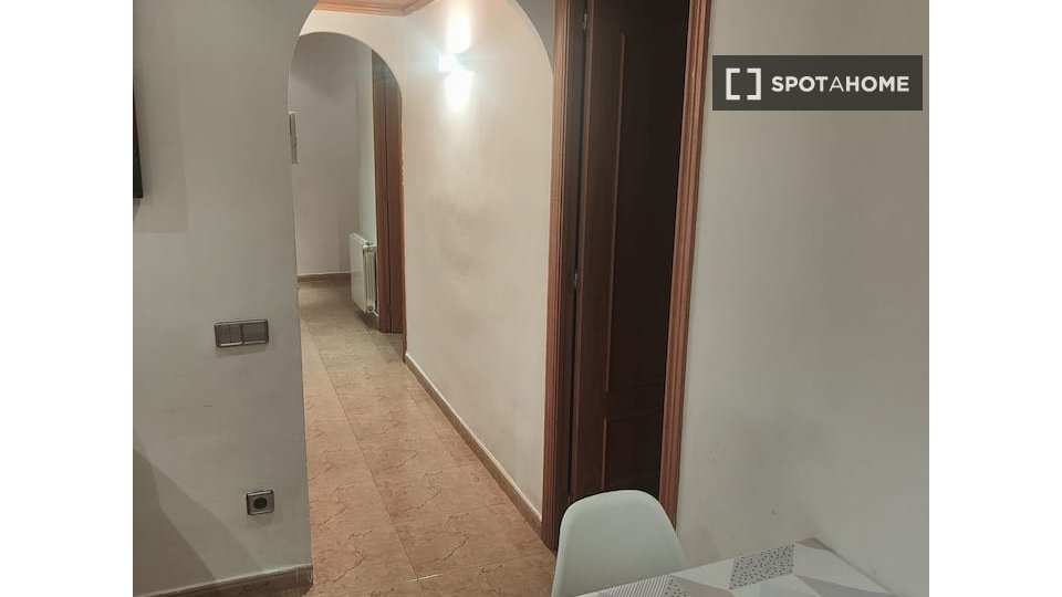 Apartment Barcelona, 2 beds, 50m² — photo 17