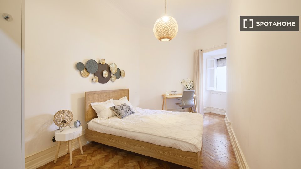 Double room Lisbon, 10 beds — photo 44