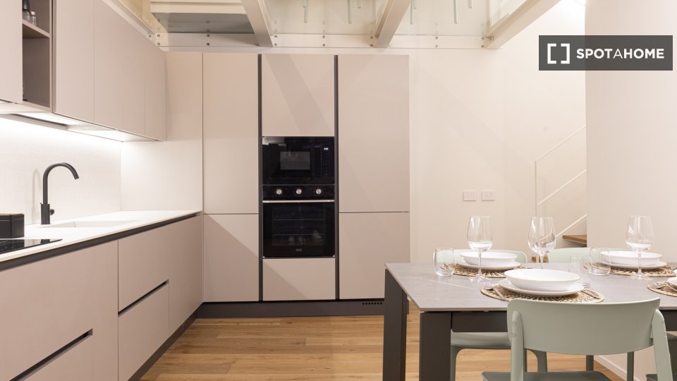 Apartment Milan, 1 bed, 70m² — photo 12
