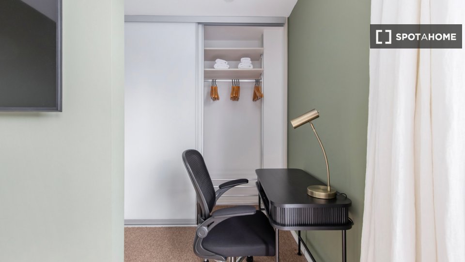 Apartment London, 1 bed — photo 17