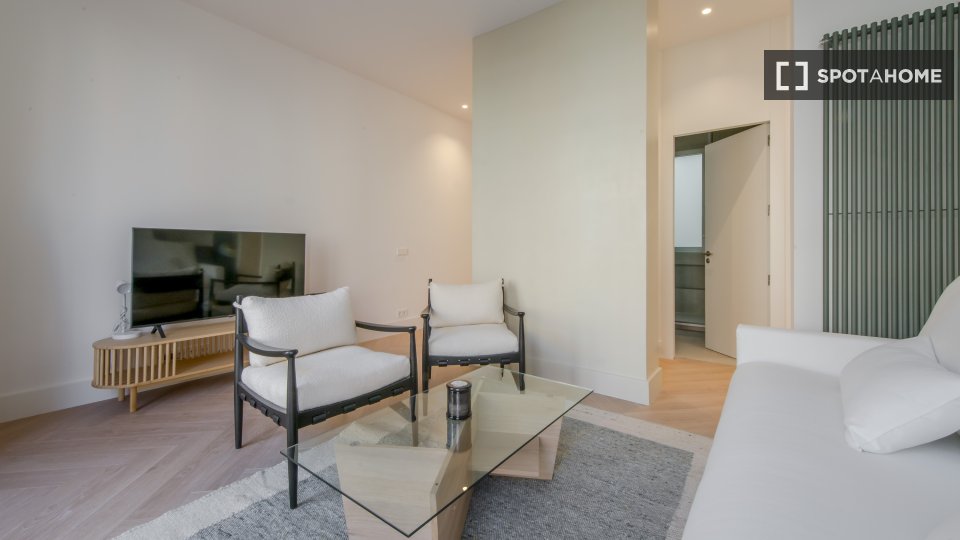 Apartment Madrid, 2 beds — photo 9