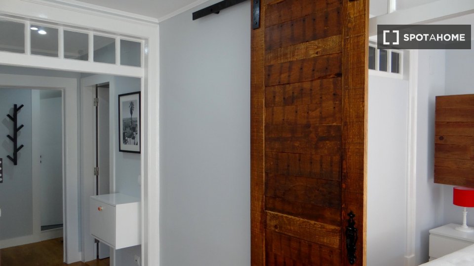 Apartment Lisbon, 2 beds — photo 8