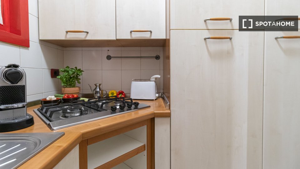 Apartment Milan, 1 bed, 63m² — photo 17