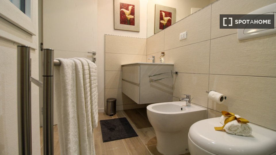 Double room Bologna, 7 beds — photo 4