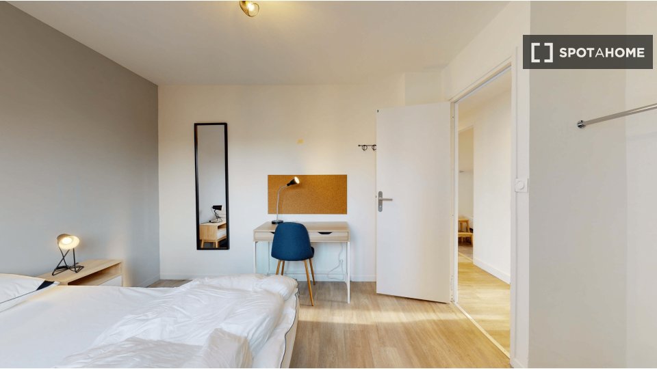 Double room Lille, 12 beds — photo 14