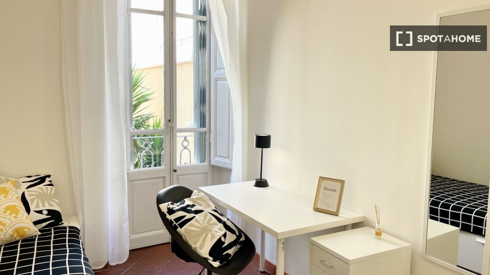 Double room Florence, 5 beds — photo 12