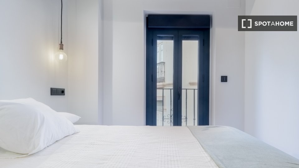 Apartment Seville, 3 beds, 94m² — photo 12