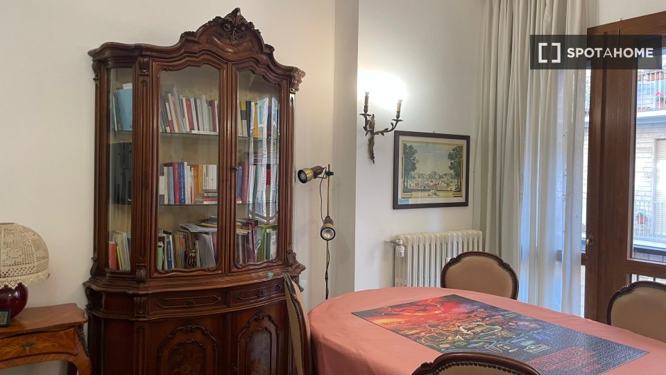 Double room Turin, 1 bed, 120m² — photo 2