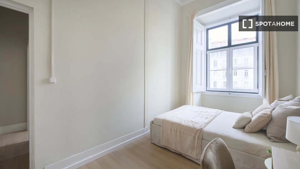 Double room Lisbon, 9 beds — photo 2