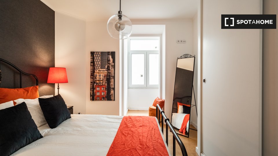 Apartment Lisbon, 2 beds — photo 9