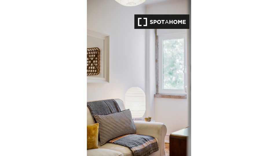 Double room Lisbon, 4 beds — photo 1