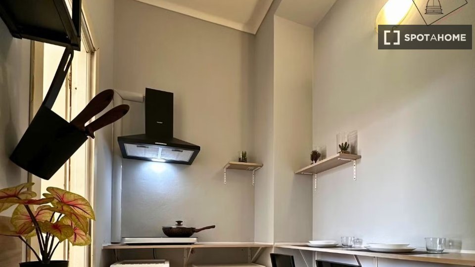 Double room Turin, 2 beds — photo 10