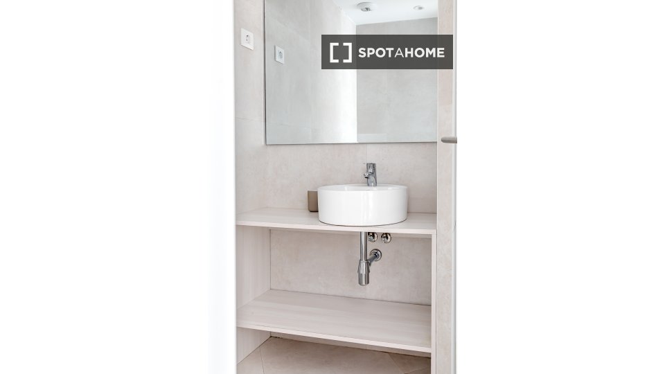 Apartment mono Madrid, 45m² — photo 18
