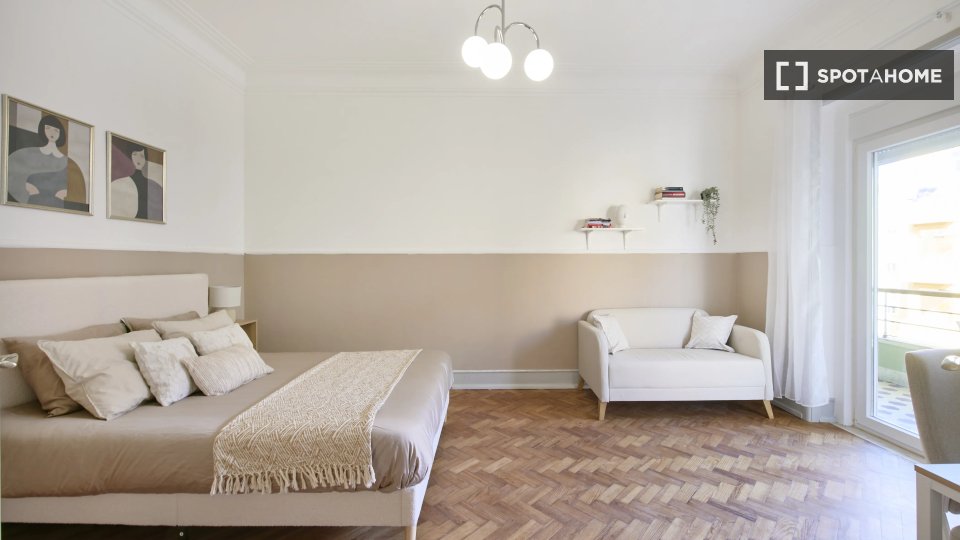 Double room Lisbon, 7 beds — photo 1
